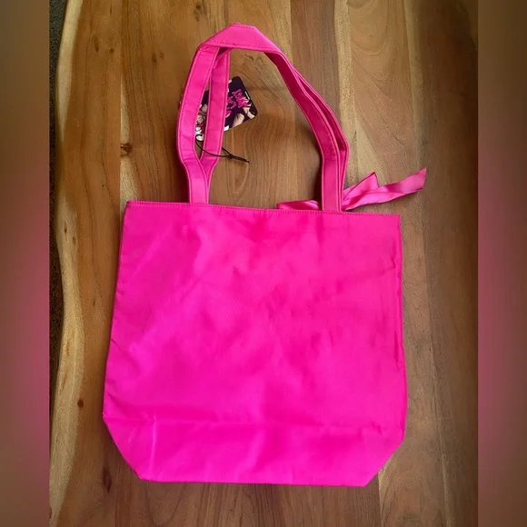 Juicy Couture Large Tote - Picture 3 of 10
